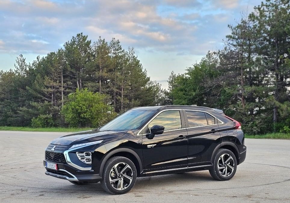 Mitsubishi Eclipse Cross PHEV, 2024 Full Extras, 7000 km