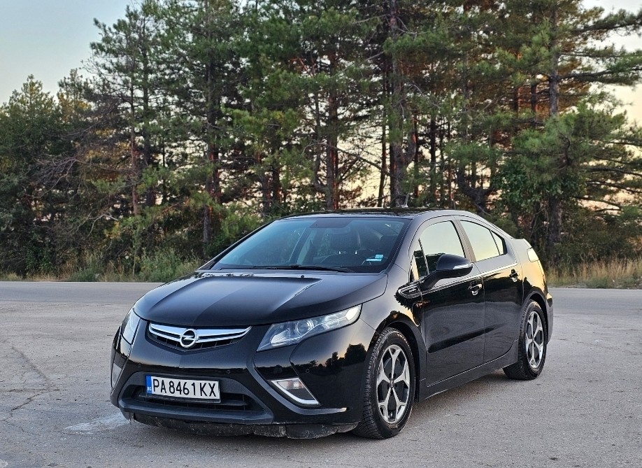 Opel Ampera 2013, Plug in Hybrid, Full Extras, 60000 km
