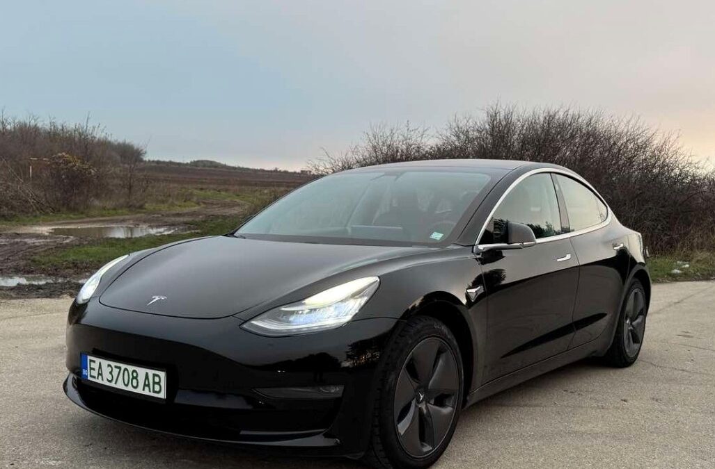 Tesla Model 3 Long Range 4×4,  2020 Warranty FSD, 92000 km