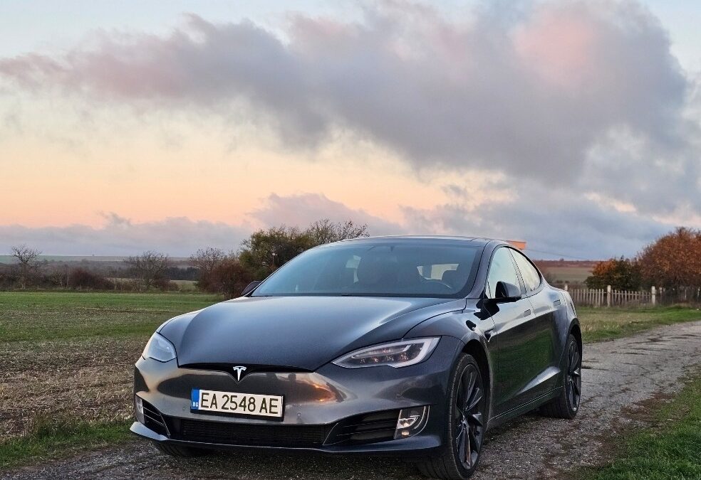 Tesla Model S100D, 2019 Warranty Autopilot,  75000 km