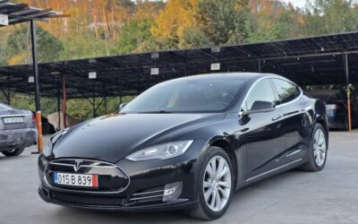 Tesla Model S85, 2014 Free Supercharging, 250000 km