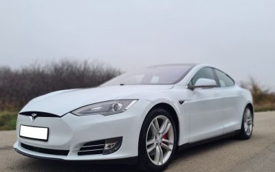 Tesla Model S P85D Insane+ ,700 hp, AP1, 44000 Euro