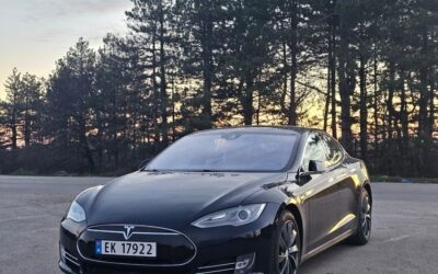 Tesla Model S P85D Insane+, 2016 EU Autopilot, Free Supercharging, 180000 km