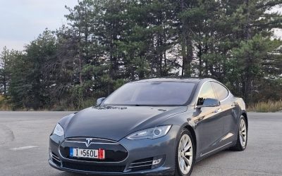 Tesla Model S Performance , 2014 EU, 204000 km
