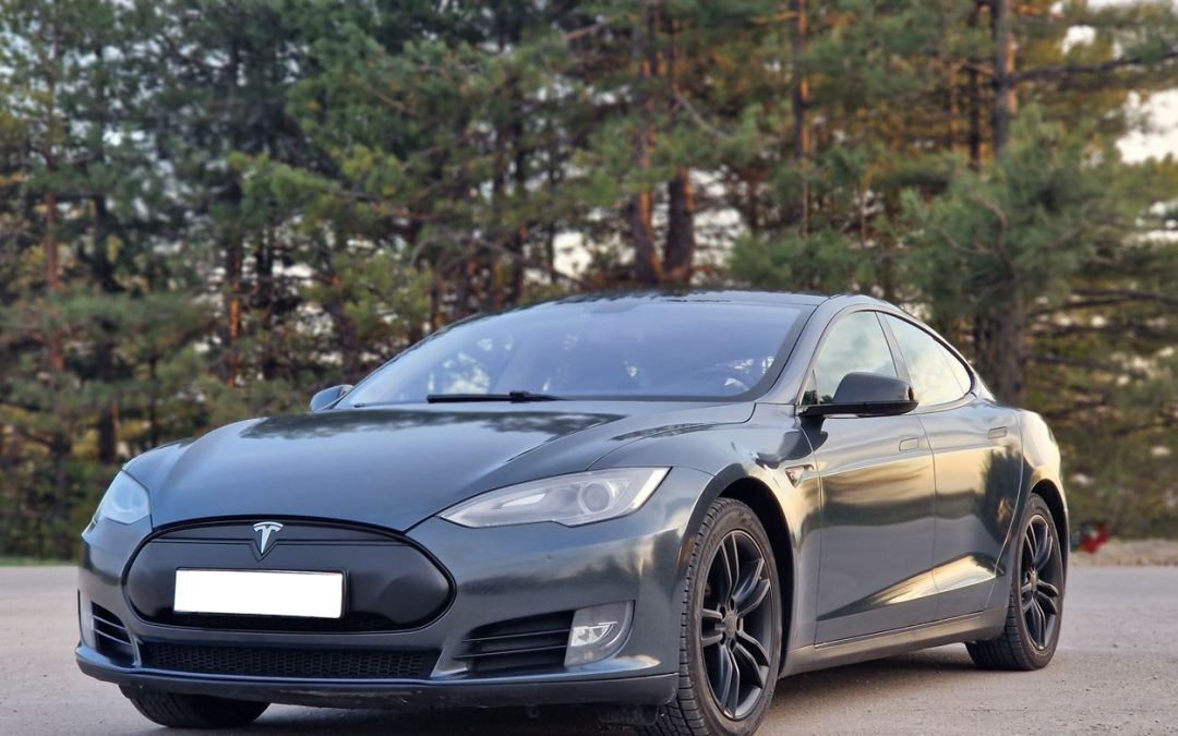 Tesla Model S85, 2014 , EU Version, Free Supercharging, CCS, 155000 km