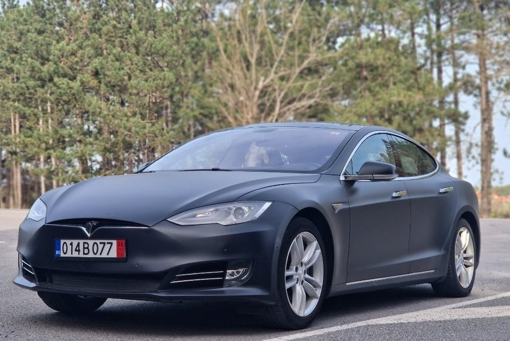Tesla Model S85, EU Version , 2015 , Free Supercharging, 120000 km