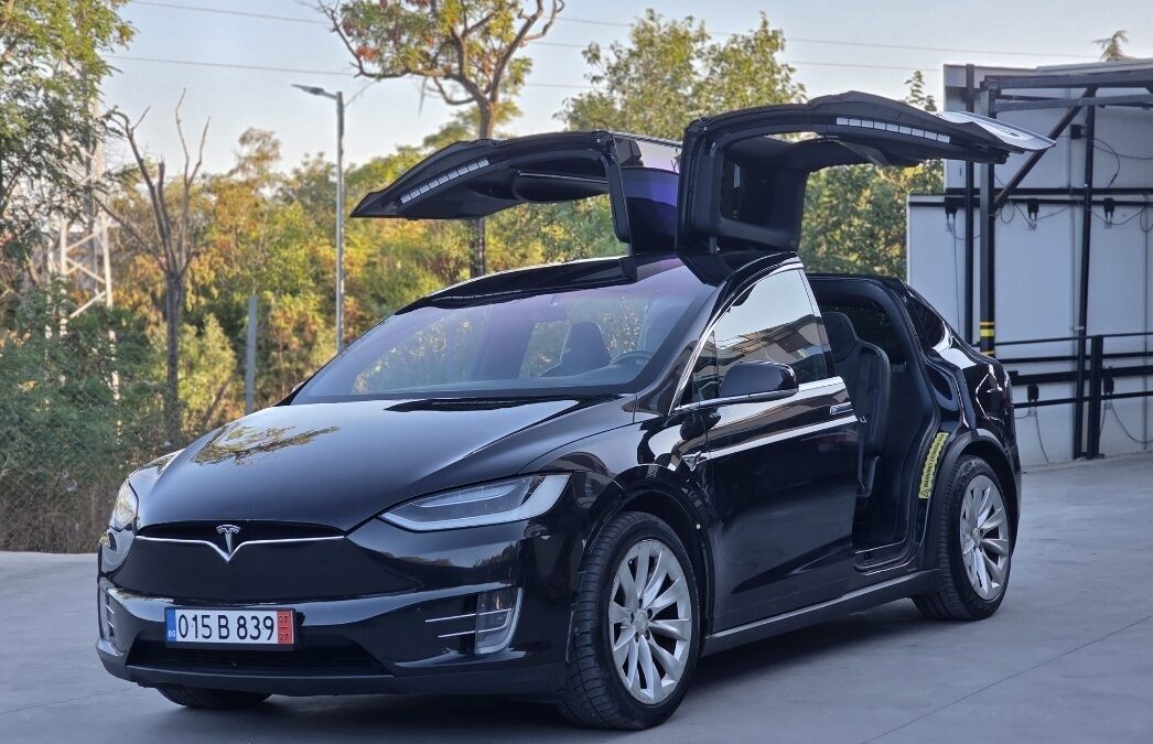 Tesla Model X100D, 2018 EU Autopilot