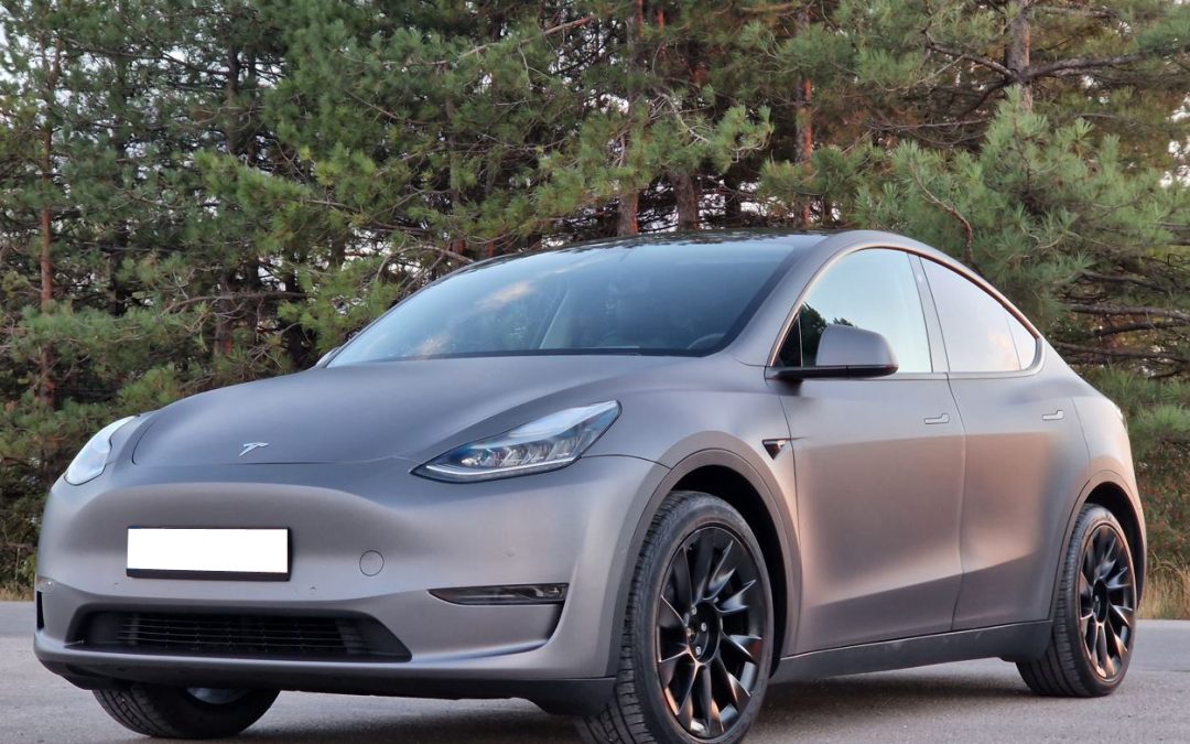 Tesla Model Y 2021, Long Range 4×4, 9000 km, Full Self Driving, 63000 Euro