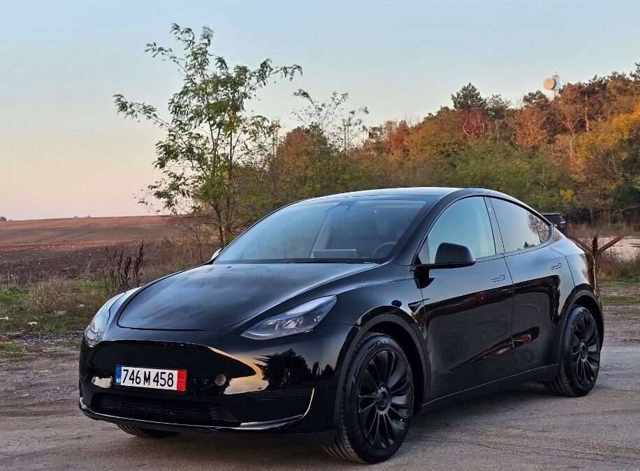 Tesla Model Y, 2023 Warranty FSD LFP, 85000 km