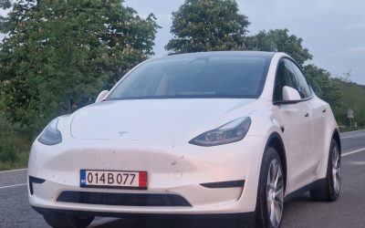 Tesla Model Y 2024, EU Version + Full Warranty, FSD, 5700 km