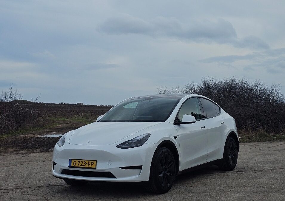 Tesla Model Y 2024, Warranty FSD LFP, 17000 km