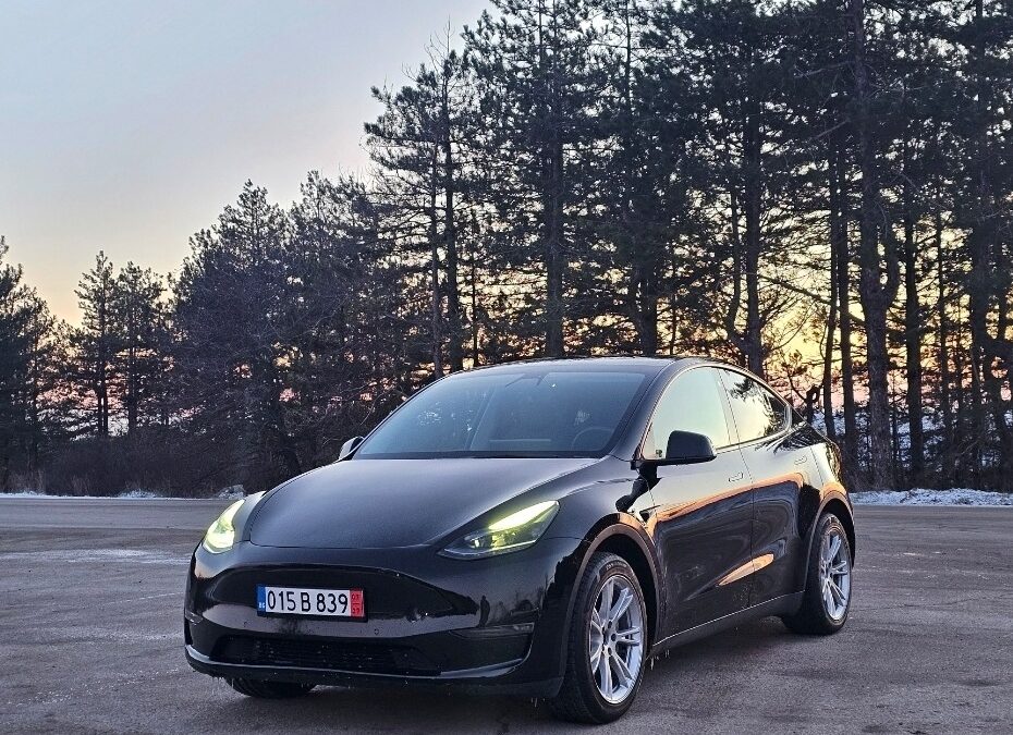 Tesla Model Y Long Range 4×4, 2022 Warranty FSD, 118000 km