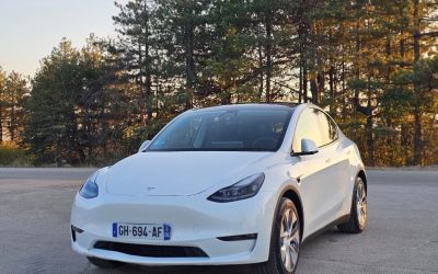 Tesla Model Y Long Range 4×4,  2023 Warranty FSD,  50000 km