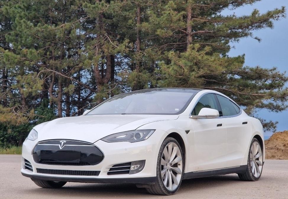 Tesla Model S Performance Signature, P85+ , 2014 , EU Version, Free SUC , 135000 km